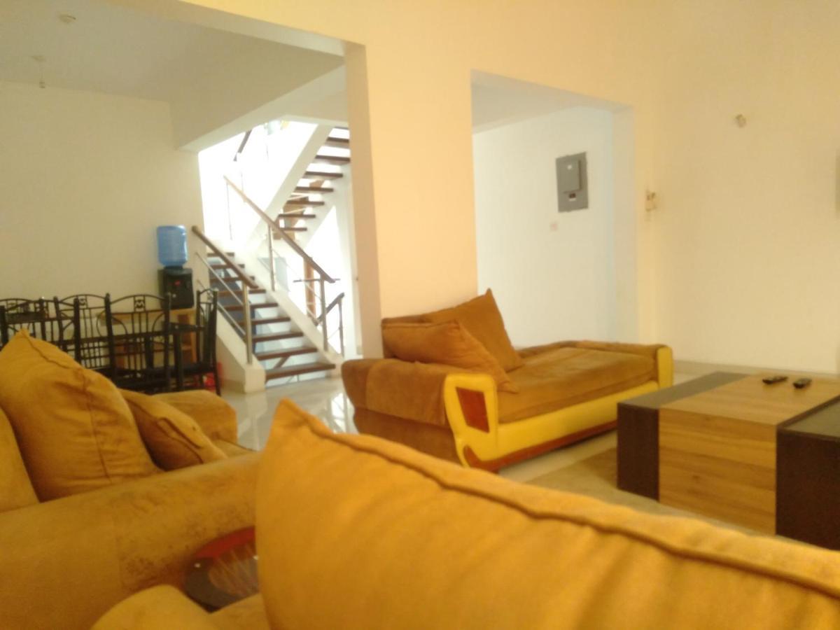 Ary Homestay Nyali- A Walk Away From City Mall Mombasa Exteriör bild